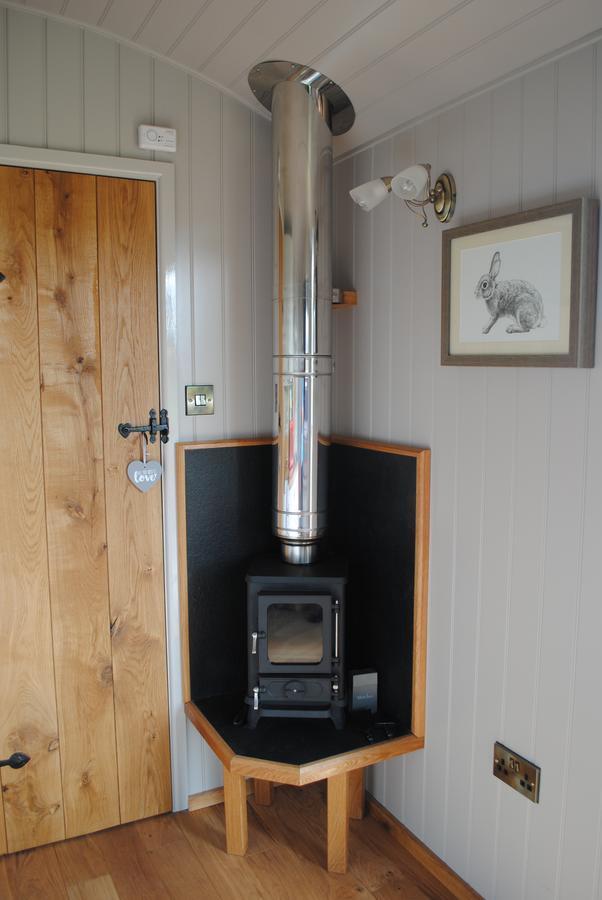 The Little John Petite Cosy Log Cabin - Sleeps 2, Great For Romantic Breaks, Couples, Single Guests, Near Sherwood Forest At Fairview Farm, Nottingham Set In 88 Acres Blidworth Экстерьер фото
